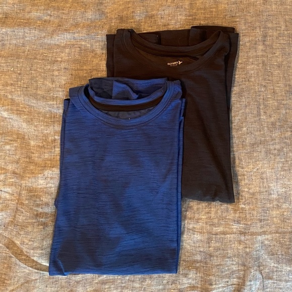 Old Navy Other - Old Navy set of 2 activewear shirts for boys, size XL (14-16)